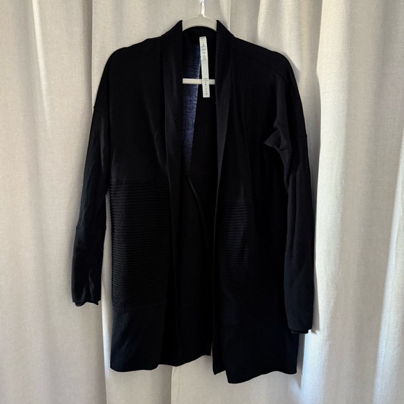 Lululemon Merino Wool Long Cardigan — Size 6 - Picture 3 of 8